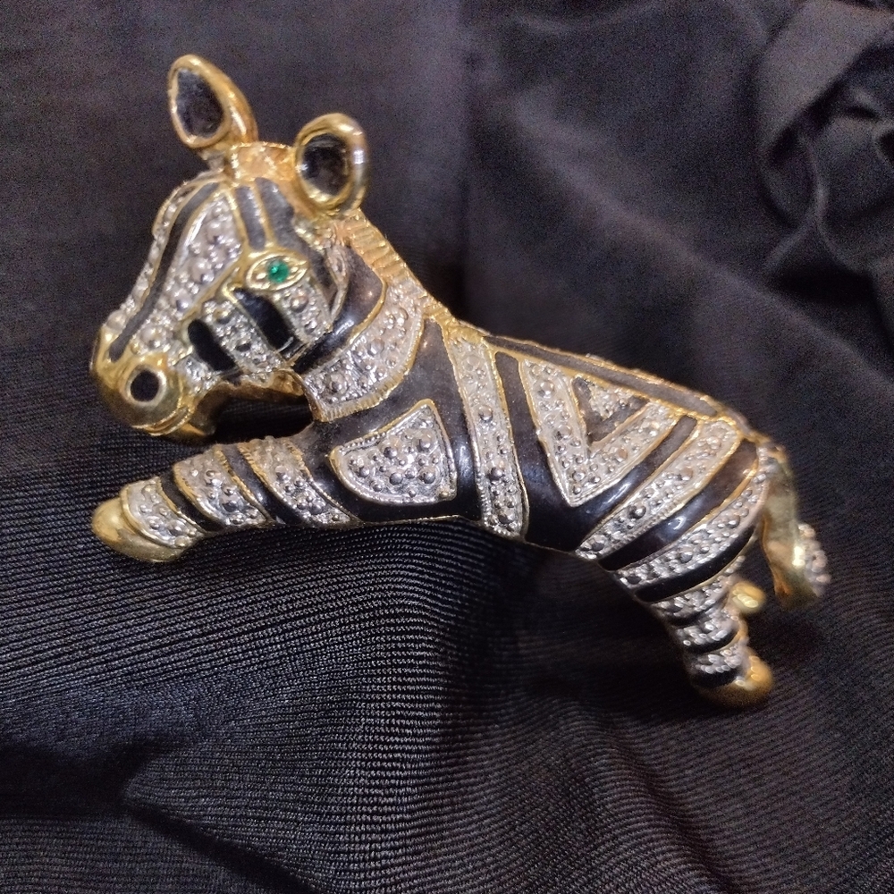 Elegant Zebra shoulder brooch with Gold and Black Enameled Accents